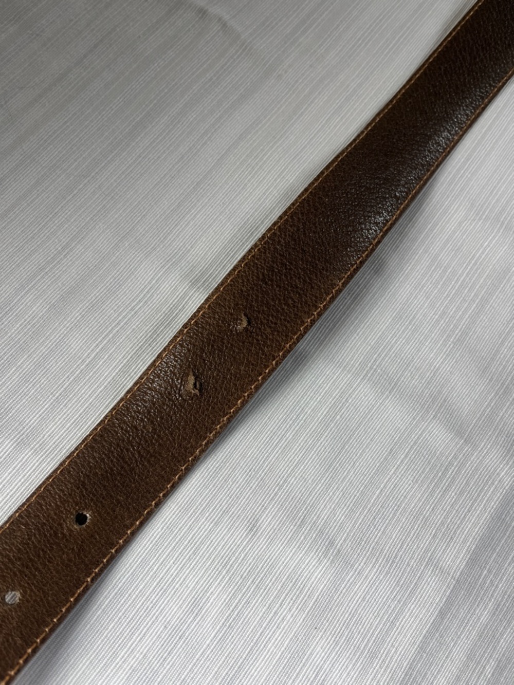 Gucci Brown and Gray Monogram Belt with Two-Tone G Buckle - Picture 10 of 11